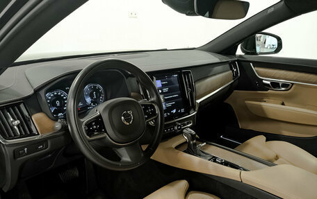 Volvo S90 II рестайлинг, 2019 год, 3 365 000 рублей, 15 фотография