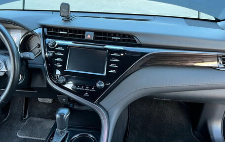 Toyota Camry, 2020 год, 1 600 000 рублей, 11 фотография