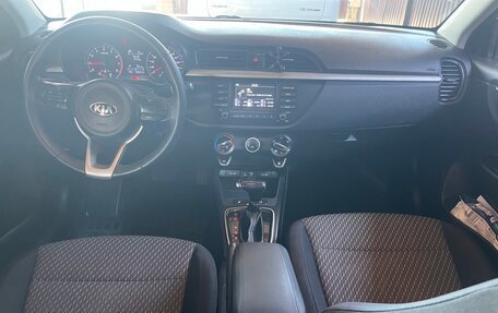 KIA Rio IV, 2018 год, 1 200 000 рублей, 7 фотография
