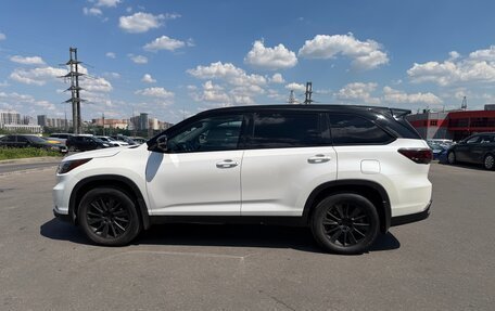 Toyota Highlander III, 2014 год, 2 900 000 рублей, 5 фотография