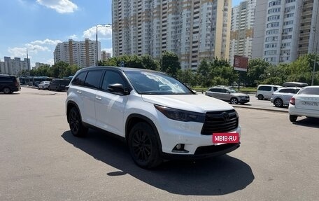 Toyota Highlander III, 2014 год, 2 900 000 рублей, 2 фотография