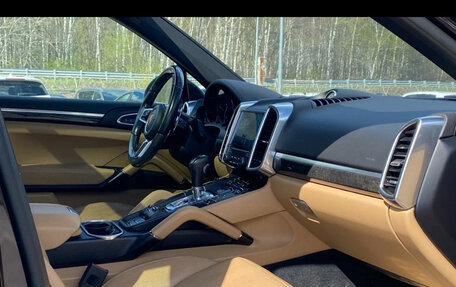 Porsche Cayenne III, 2017 год, 4 395 000 рублей, 7 фотография