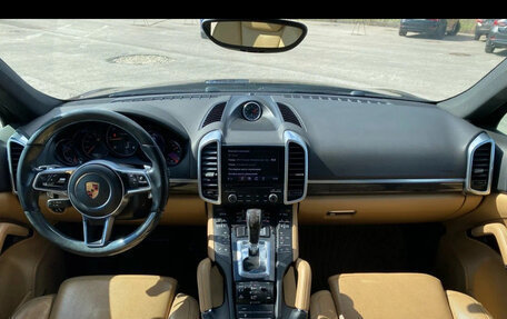 Porsche Cayenne III, 2017 год, 4 395 000 рублей, 3 фотография