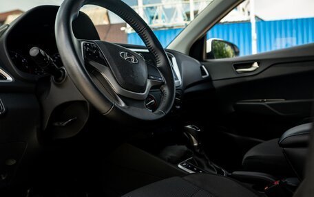 Hyundai Solaris II рестайлинг, 2017 год, 1 080 000 рублей, 10 фотография