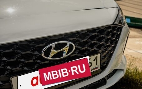 Hyundai Solaris II рестайлинг, 2017 год, 1 080 000 рублей, 3 фотография