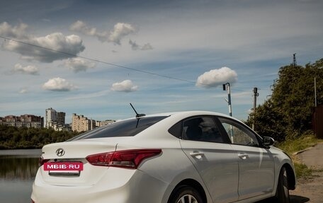 Hyundai Solaris II рестайлинг, 2017 год, 1 080 000 рублей, 4 фотография