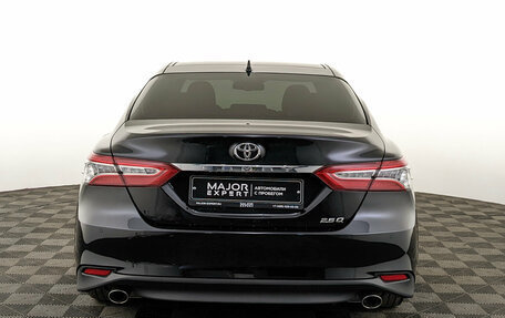 Toyota Camry, 2023 год, 3 700 000 рублей, 6 фотография