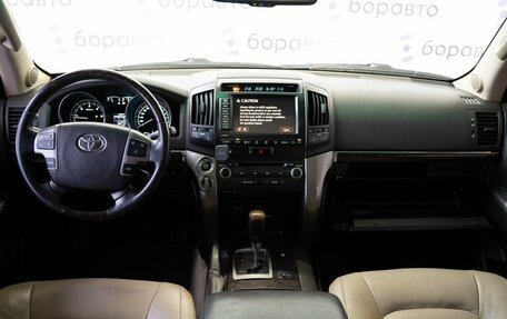 Toyota Land Cruiser 200, 2008 год, 2 880 000 рублей, 8 фотография