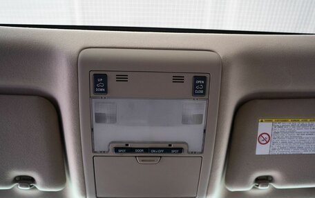 Toyota Land Cruiser 200, 2008 год, 2 880 000 рублей, 17 фотография