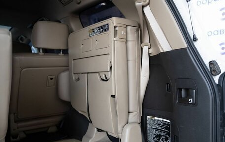 Toyota Land Cruiser 200, 2008 год, 2 880 000 рублей, 24 фотография