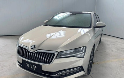 Skoda Superb III рестайлинг, 2022 год, 1 829 003 рублей, 1 фотография