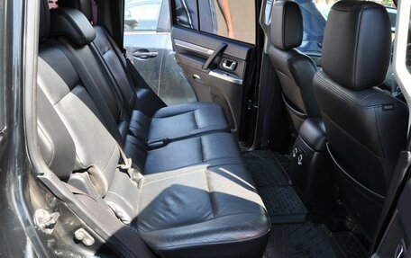 Mitsubishi Pajero IV, 2011 год, 1 560 000 рублей, 16 фотография