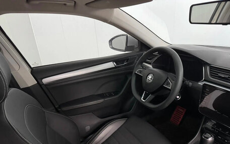 Skoda Superb III рестайлинг, 2022 год, 1 829 003 рублей, 13 фотография