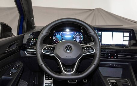 Volkswagen Golf VIII, 2022 год, 2 050 000 рублей, 7 фотография