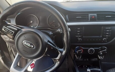 KIA Rio IV, 2018 год, 820 000 рублей, 4 фотография