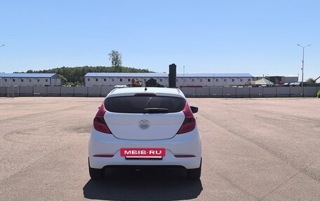 Hyundai Solaris II рестайлинг, 2015 год, 690 000 рублей, 7 фотография