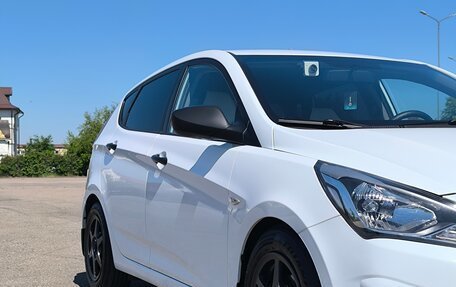 Hyundai Solaris II рестайлинг, 2015 год, 690 000 рублей, 14 фотография