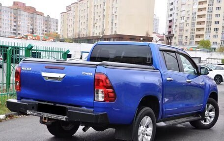 Toyota Hilux VIII, 2016 год, 3 500 000 рублей, 2 фотография