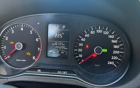 Volkswagen Polo VI (EU Market), 2010 год, 800 000 рублей, 9 фотография