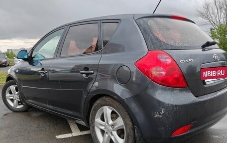 KIA cee'd I рестайлинг, 2009 год, 630 000 рублей, 15 фотография