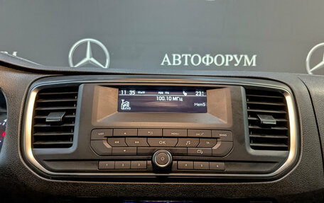Peugeot Traveller I, 2021 год, 3 750 000 рублей, 17 фотография