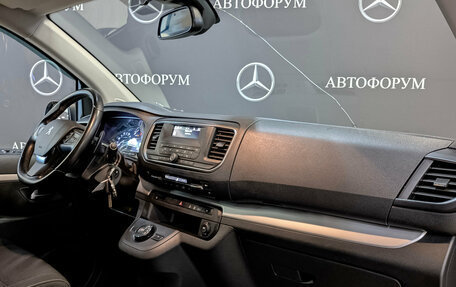 Peugeot Traveller I, 2021 год, 3 750 000 рублей, 13 фотография