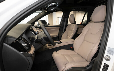 Volvo XC90 II рестайлинг, 2025 год, 9 750 000 рублей, 9 фотография