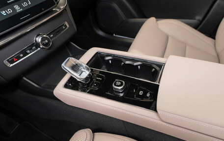 Volvo XC90 II рестайлинг, 2025 год, 9 750 000 рублей, 18 фотография