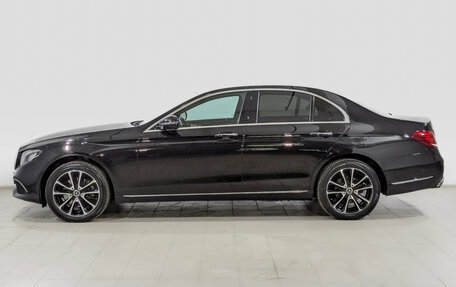 Mercedes-Benz E-Класс, 2019 год, 2 990 000 рублей, 8 фотография