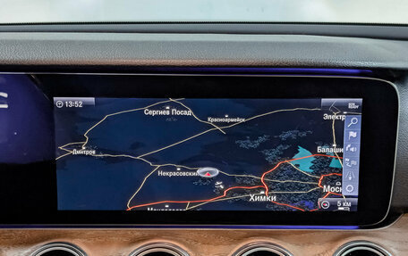 Mercedes-Benz E-Класс, 2019 год, 2 990 000 рублей, 17 фотография