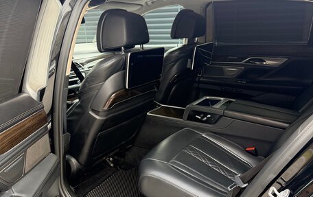 BMW 7 серия, 2019 год, 4 900 000 рублей, 8 фотография
