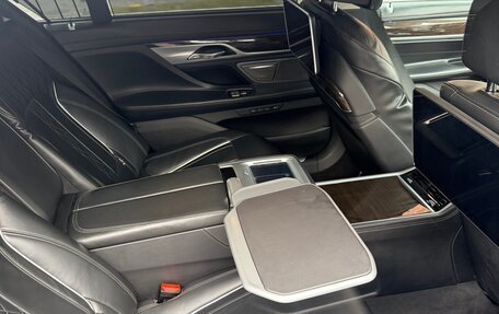 BMW 7 серия, 2019 год, 4 900 000 рублей, 12 фотография