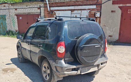 Chevrolet Niva I рестайлинг, 2011 год, 275 000 рублей, 3 фотография