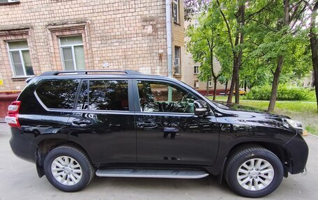 Toyota Land Cruiser Prado 150 рестайлинг 2, 2016 год, 4 444 000 рублей, 2 фотография