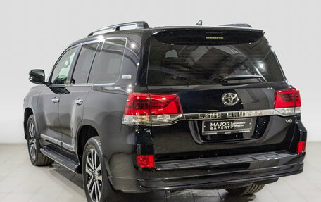 Toyota Land Cruiser 200, 2019 год, 8 600 000 рублей, 7 фотография