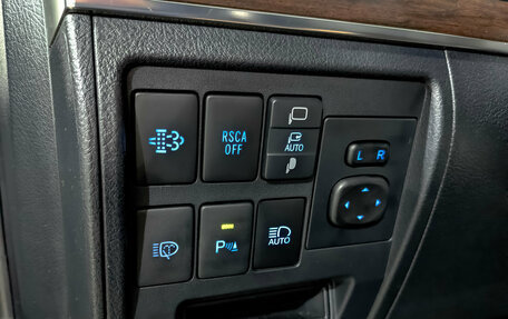 Toyota Land Cruiser 200, 2019 год, 8 600 000 рублей, 30 фотография