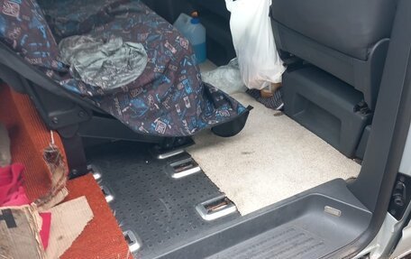 Volkswagen Transporter T5 рестайлинг, 2005 год, 1 200 000 рублей, 2 фотография
