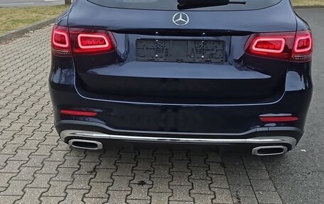 Mercedes-Benz GLC, 2020 год, 3 940 000 рублей, 2 фотография