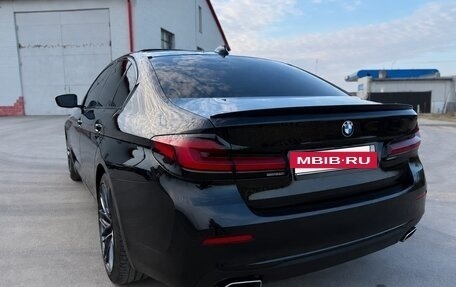 BMW 5 серия, 2020 год, 3 470 500 рублей, 2 фотография