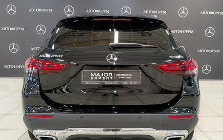 Mercedes-Benz GLA, 2021 год, 4 100 000 рублей, 6 фотография