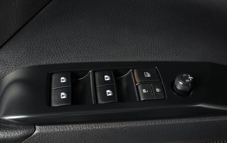 Toyota Camry, 2019 год, 3 249 000 рублей, 19 фотография