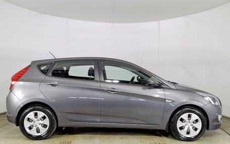 Hyundai Solaris II рестайлинг, 2016 год, 1 050 000 рублей, 8 фотография