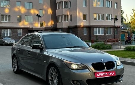 BMW 5 серия, 2004 год, 830 000 рублей, 2 фотография