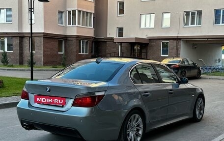 BMW 5 серия, 2004 год, 830 000 рублей, 3 фотография