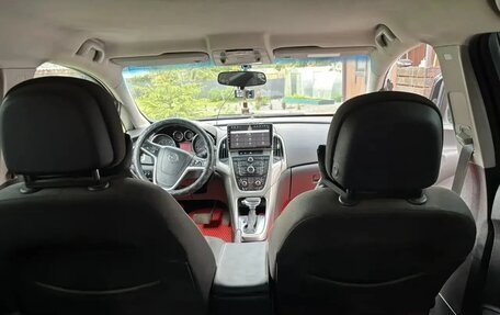 Opel Astra J, 2011 год, 500 000 рублей, 1 фотография