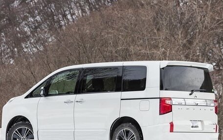 Mitsubishi Delica D:5 I, 2022 год, 2 825 000 рублей, 2 фотография