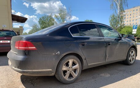 Volkswagen Passat B7, 2011 год, 480 000 рублей, 3 фотография