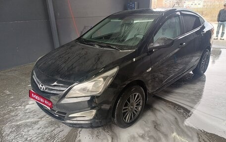 Hyundai Solaris II рестайлинг, 2014 год, 550 000 рублей, 3 фотография
