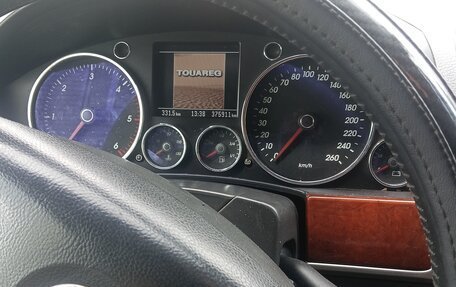 Volkswagen Touareg III, 2006 год, 555 000 рублей, 3 фотография