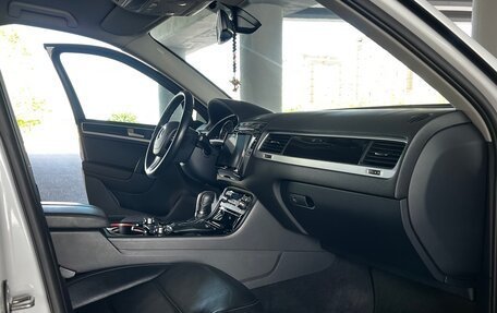 Volkswagen Touareg III, 2012 год, 1 900 000 рублей, 20 фотография